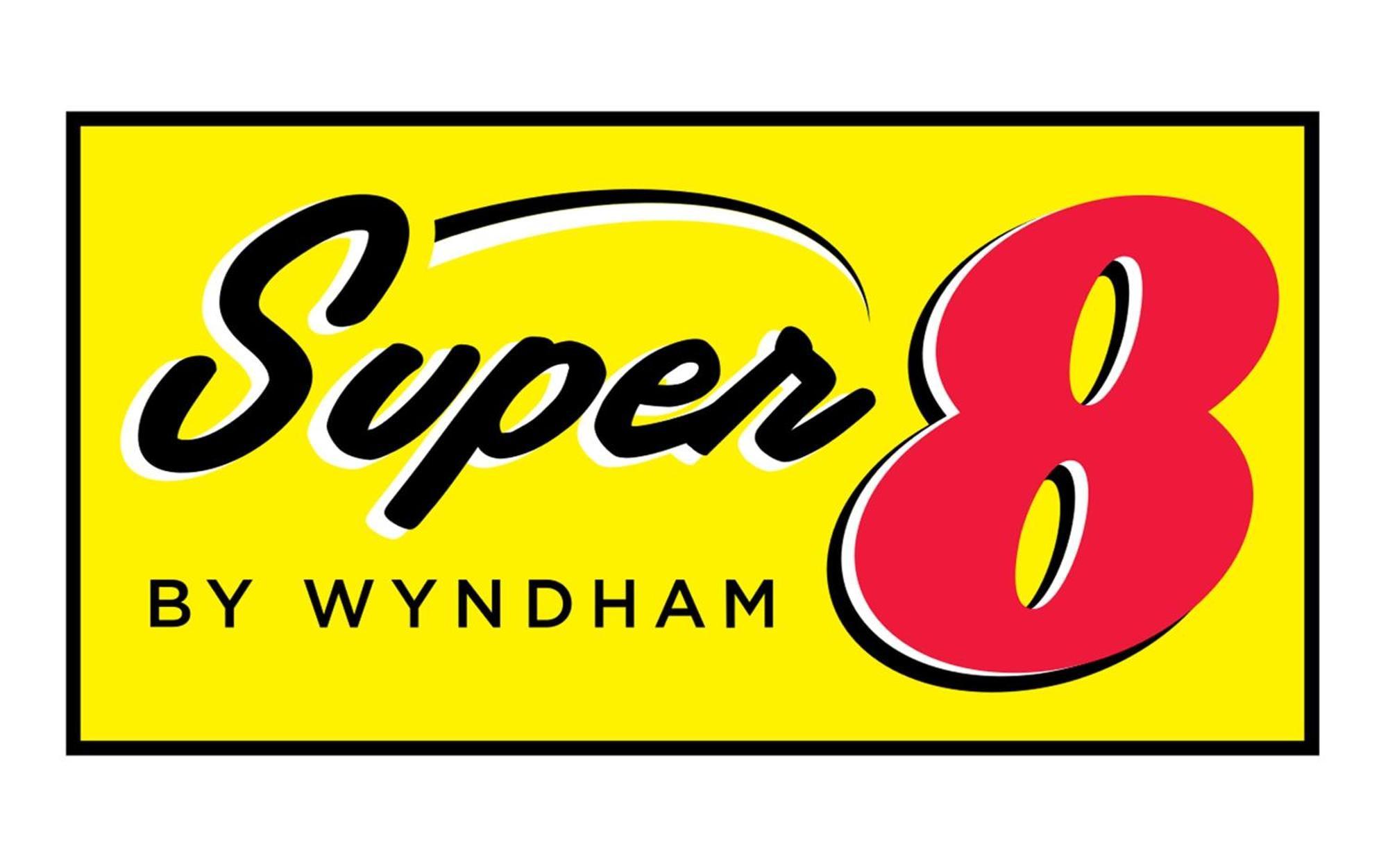Super 8 By Wyndham Chisago City Dış mekan fotoğraf